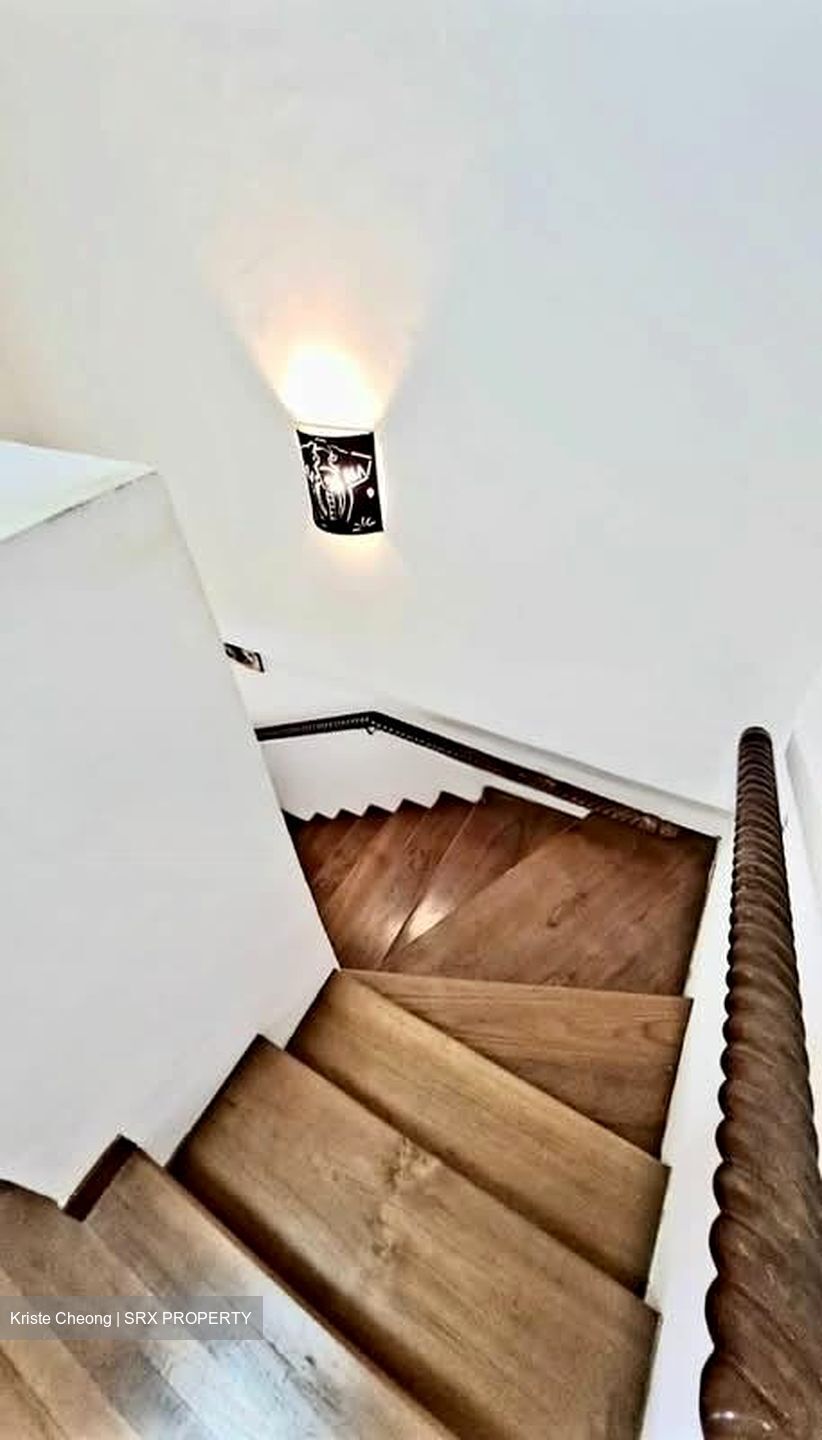 Serangoon Garden Estate (D19), Terrace #558520111